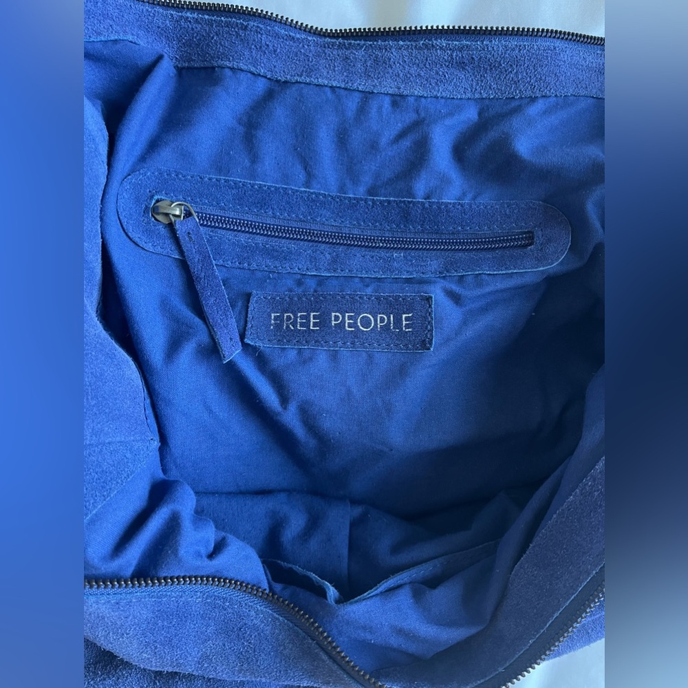 Free People Roma Suede Tote Bag Cobalt EUC - Picture 4 of 4